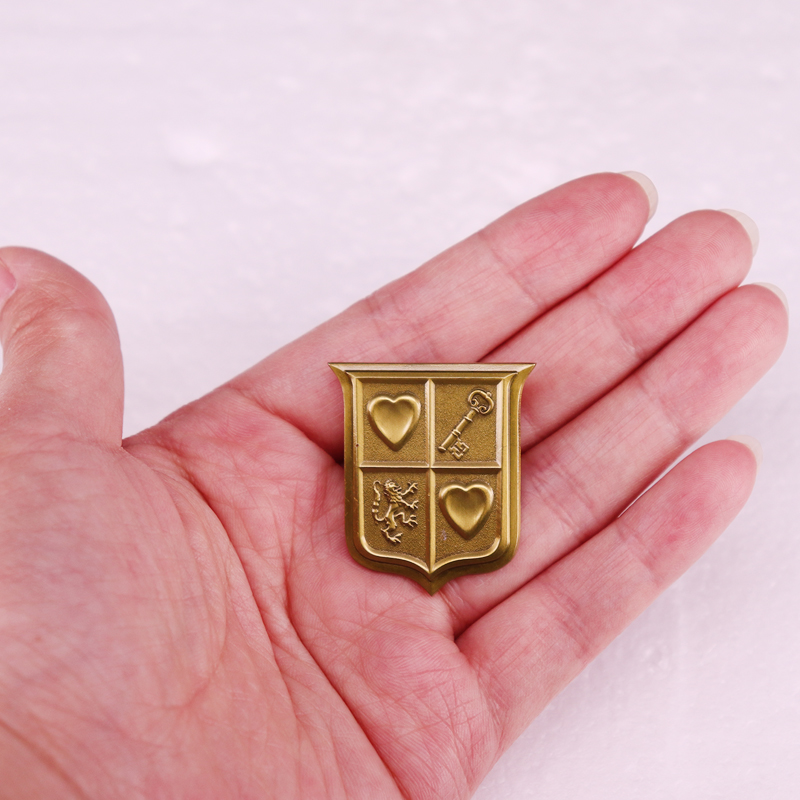 Zeldas Game Box Enamel Pin  Re – Retro Gaming Zelda Bewertung und Preis